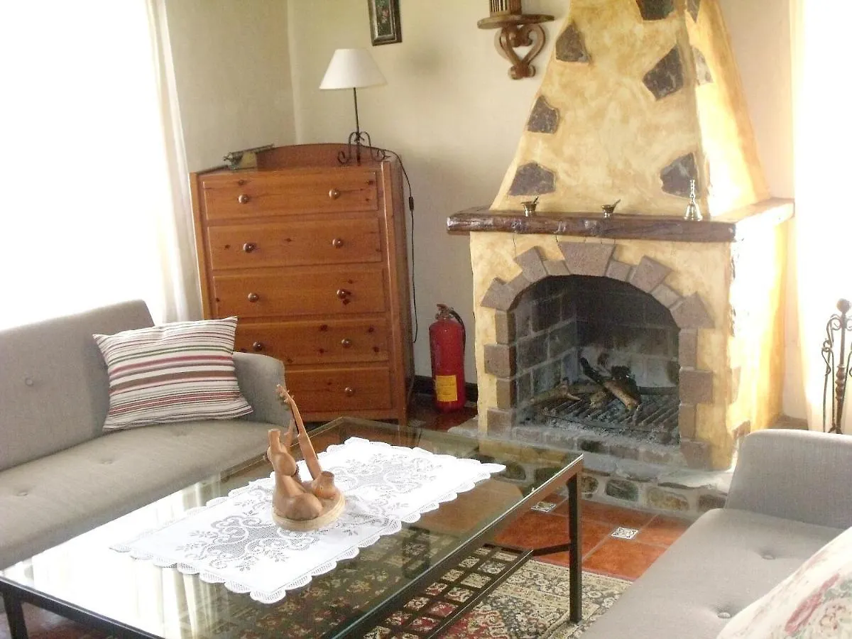 بيت للعطل فيلا Cozy House With Sea And Mountain Views In لا أوروتافا إسبانيا