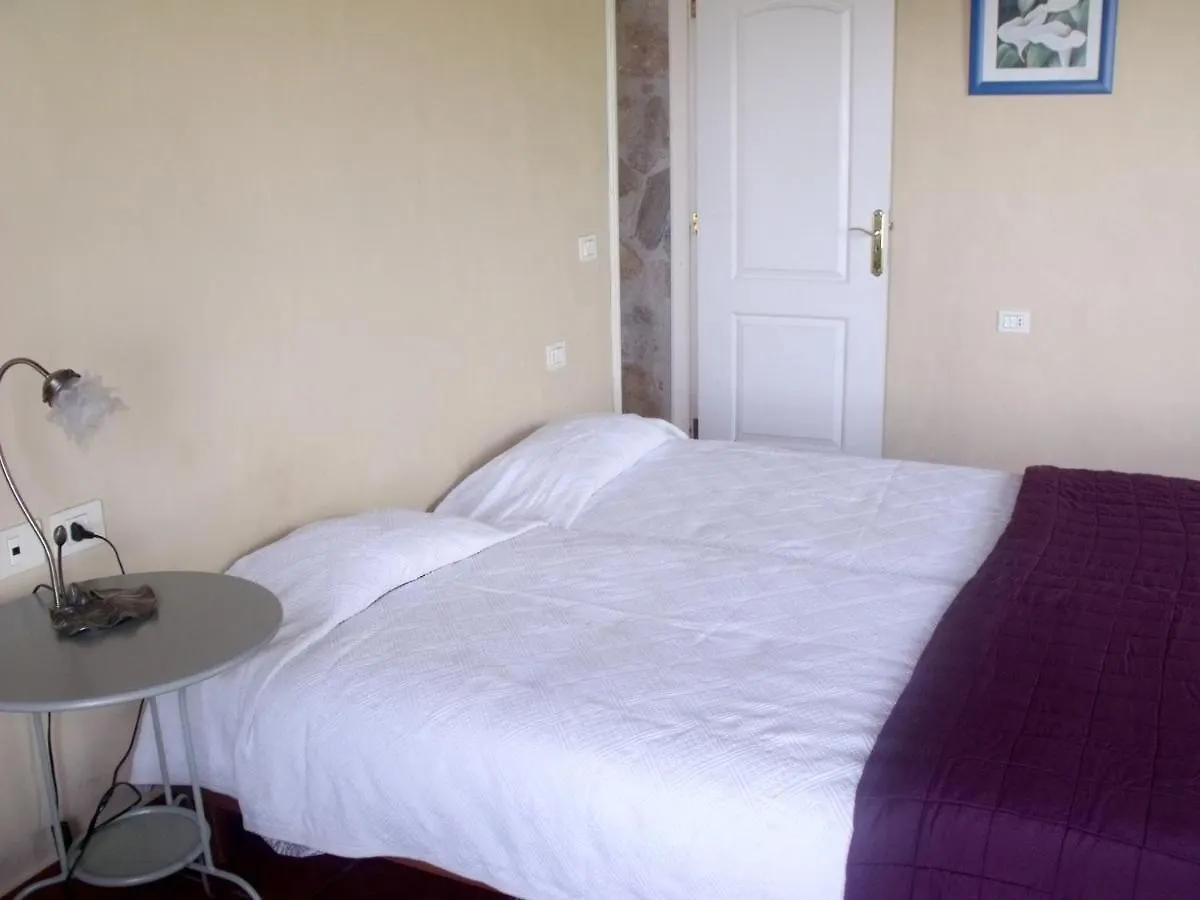 بيت للعطل فيلا Cozy House With Sea And Mountain Views In لا أوروتافا